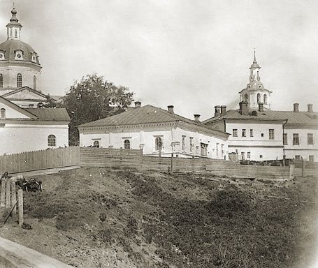 ПИТЕЙНЫЙ ДОМ, ПОСТРОЕН ПРЕДПОЛОЖИТЕЛЬНО В 1752-1760 гг., АРХИТЕКТОР НЕИЗВЕСТЕН