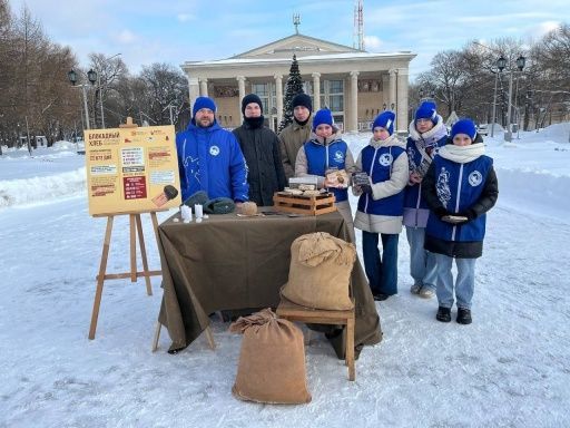 Всероссийская акция «Блокадный хлеб»